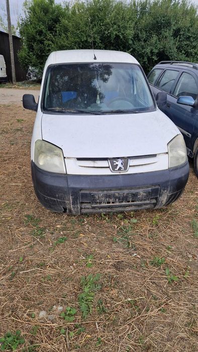 Dezmembrez Peugeot Partner 2006 1.9