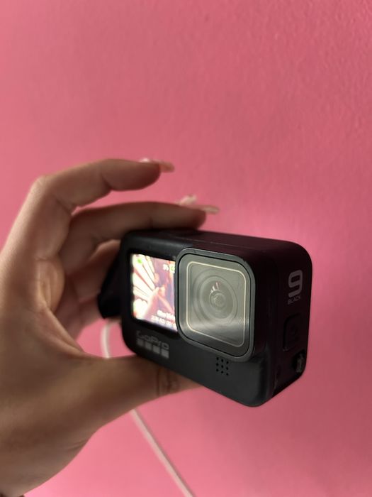 GoPro 9 със зарядно и калъф