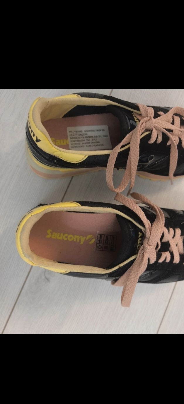 Adidasi Saucony 37,5, de fapt sunt un 36 (23cm talpa interioara)