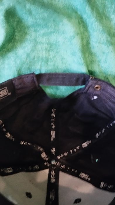 Оригинална шапка на Monster