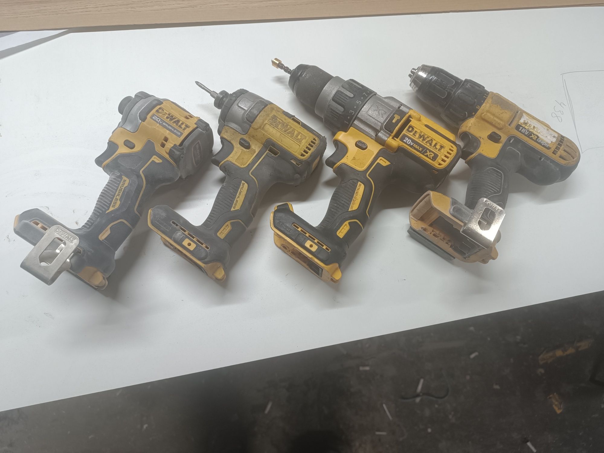 DeWalt девольт шуруповёрт бу