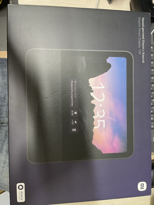 Яндекс Алиса почти новый