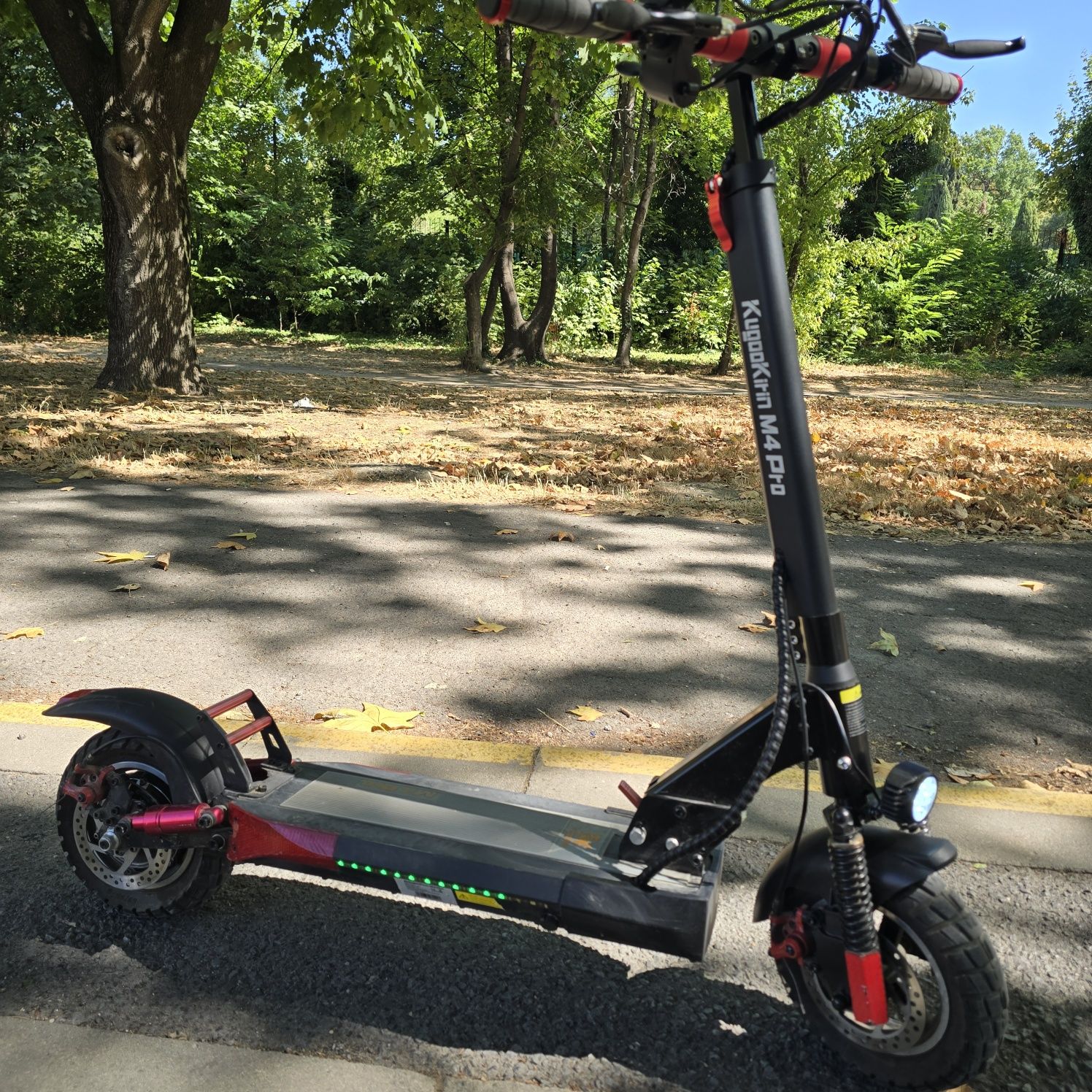 Електрическа тротинетка Kugoo Kirin M4 Pro – Варна


---