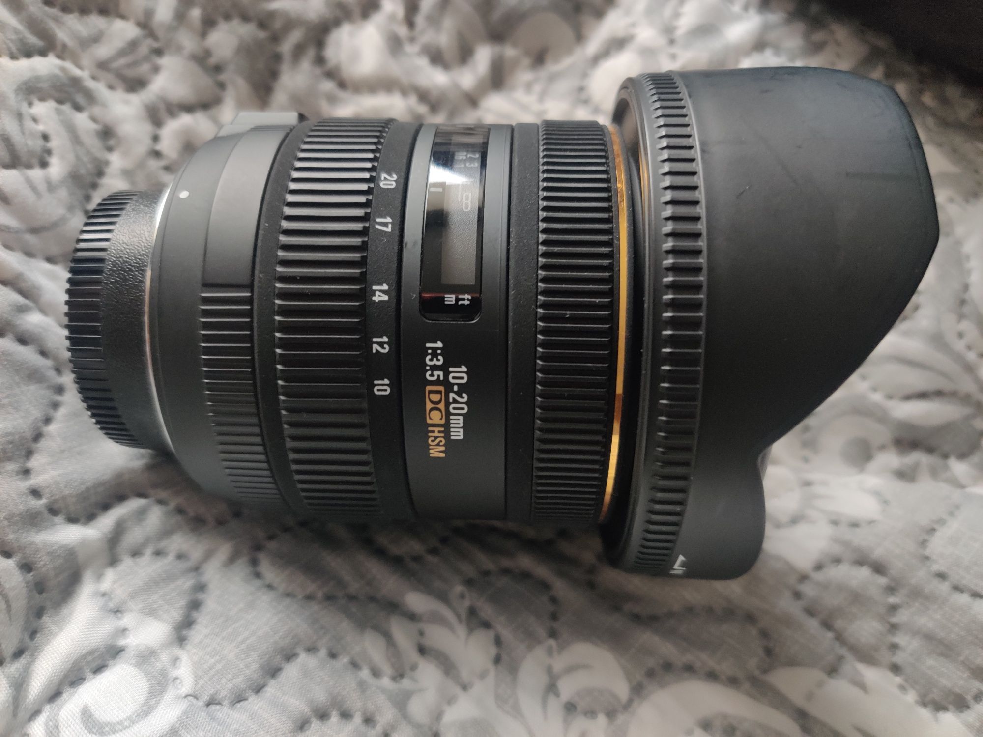 De vanzare obiectivul Sigma 10-20 f3.5 montura Nikon Dx.
