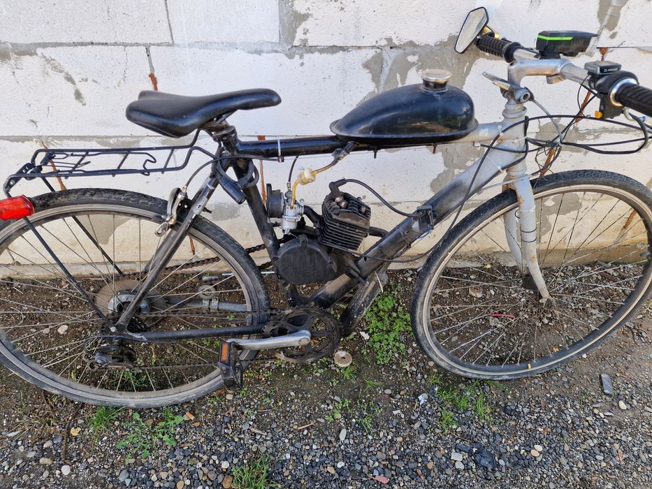 Bicicleta cu motor 2T