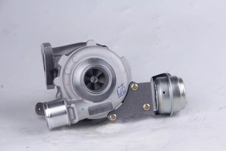 Turbocompresor / Turbina /  Turbosuflanta 1.9 DDiS SUZUKI