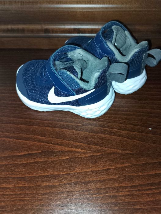 Бебешки/детски маратонки за прохождане Nike revolution jx 17