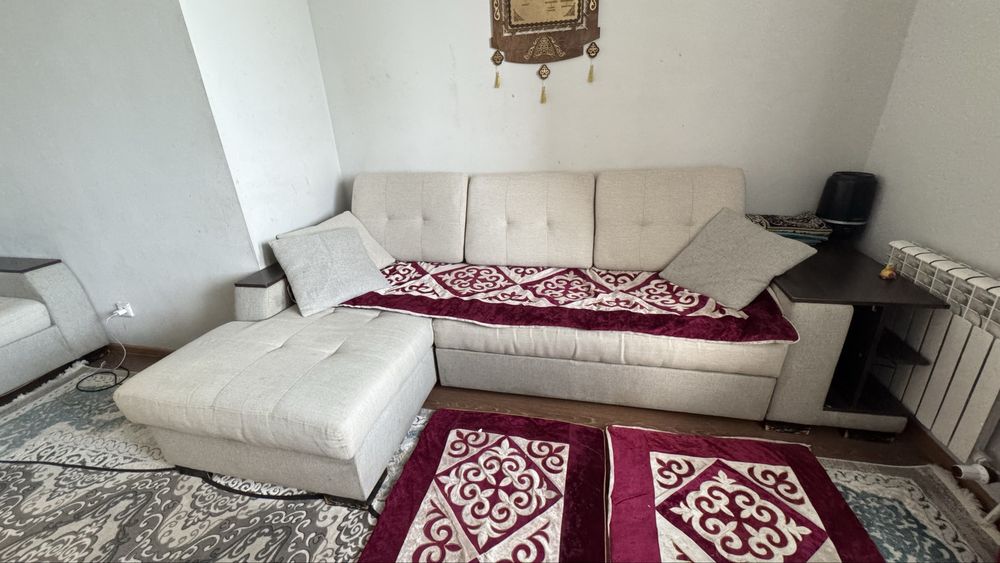 Продается диван с кресло