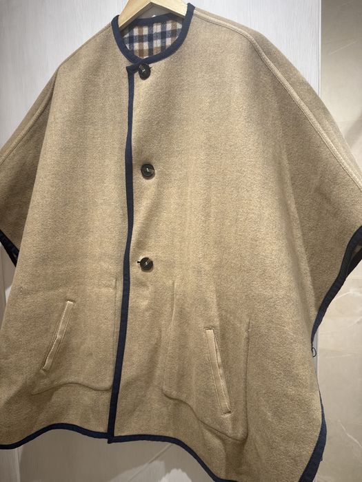 Двулицево пончо max mara