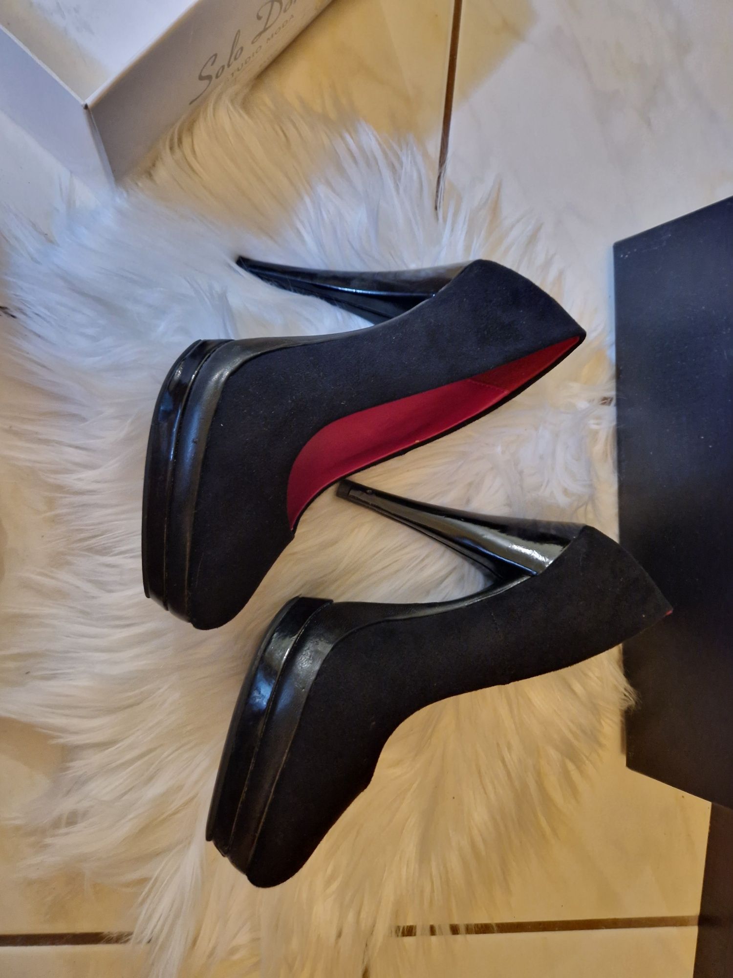 Pantofi cu toc inalt 37
