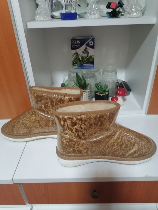 Încălțăminte damă (mărimea 36)