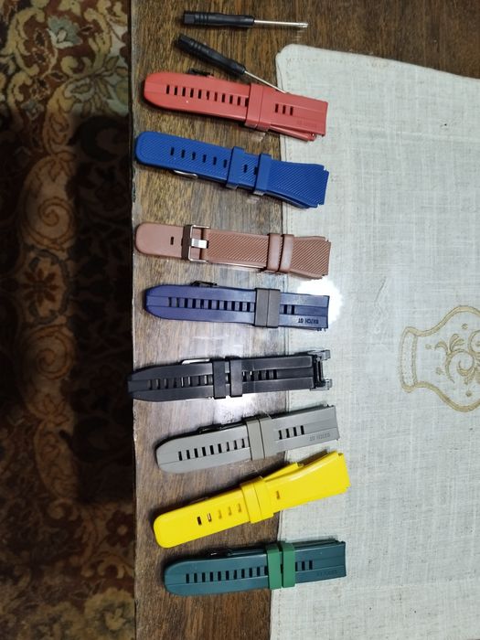 Каишки за часовник 8 бр + отвертки 2 бр за тях 22 мм