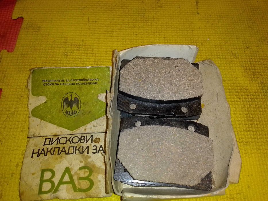 Накладки, маркучета, тампони и чукче за ВАЗ Лада