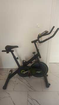 Bicicletă fitness DHS