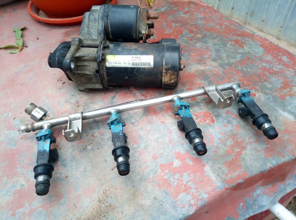 Piese OPEL ZAFIRA si Pompa apa Matiz