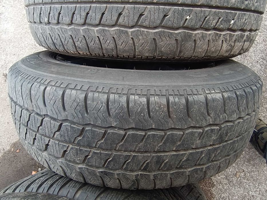 Гуми 205/65/16 с джанти за Мерцедес Виано