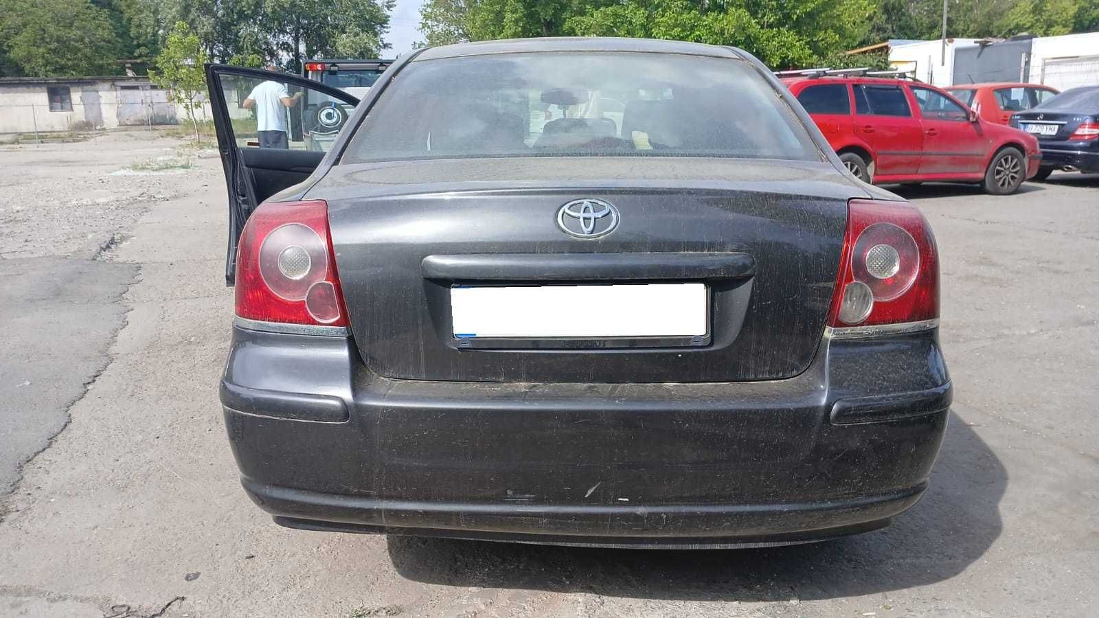 Dezmembrez Toyota Avensis 2.0 Diesel Din 2008-1CD-FTV