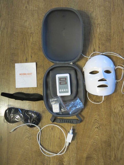 LED маска за лице Aphrona Beauty Moonlight LED Facial Treatment Mask