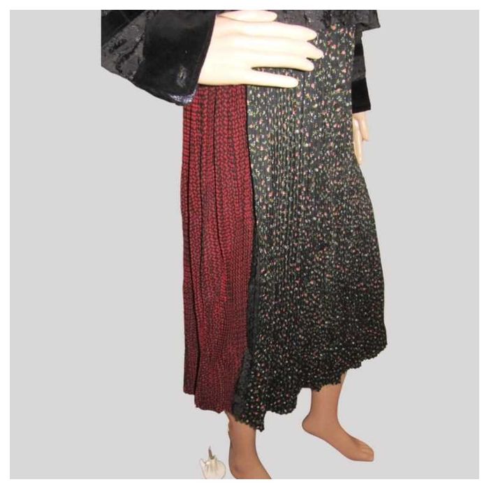 Costum popular maghiar din zona Cluj , port popular vechi din Sic  XS