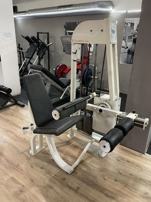 Машина за задно бедро