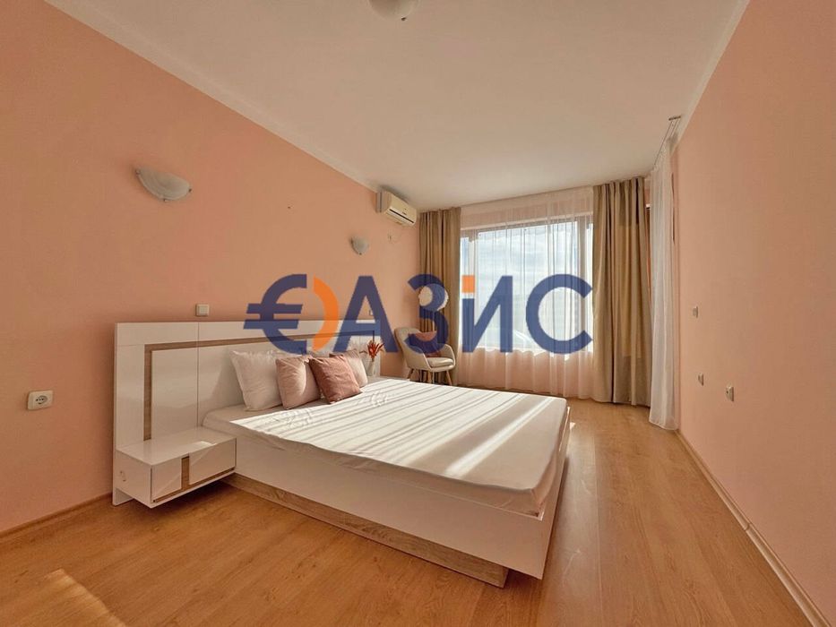 Двустаен апартамент в комплекс Diamond Bay, 65 кв.м., Слънчев бряг,