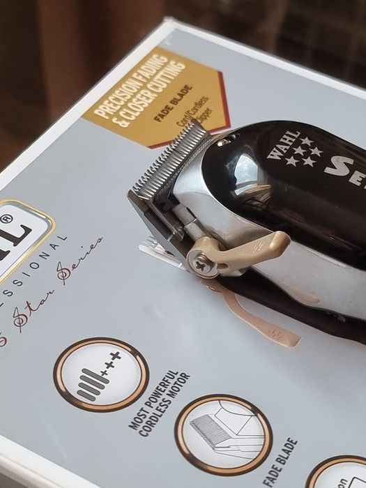 Mașină de Tuns Wahl Professional, Seria 5-Star, Rama Metalică Al-Mg, R