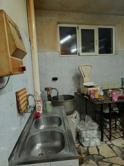 Уреди за закусвалня