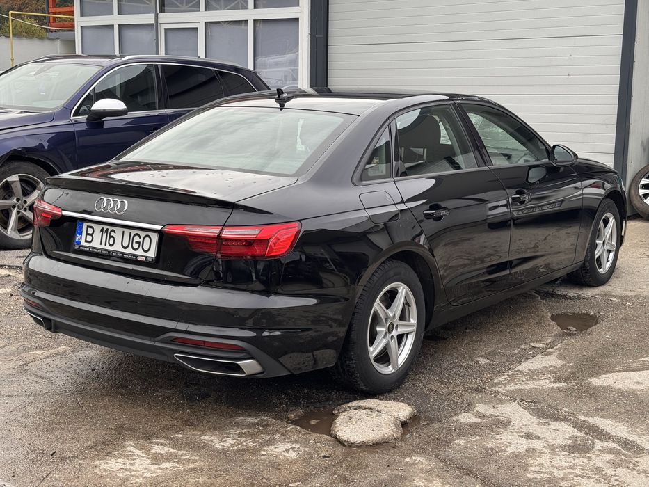 Audi A4 2.0 Hybrid 150cp 2023 avariat