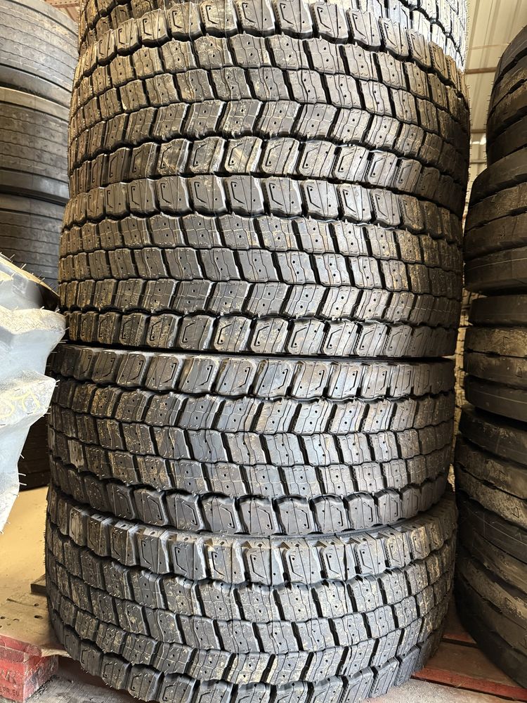 Anvelope Noi 295/60/22.5 Michelin