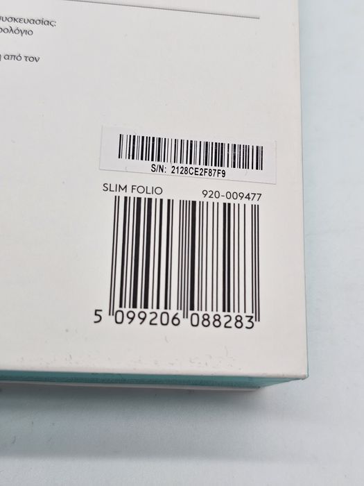 Husa cu tastatura Logitech Slim Folio pentru iPad gen 7,8