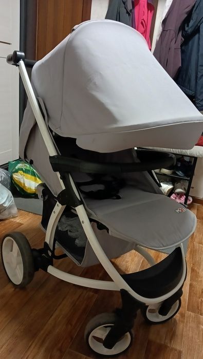Продам отличную коляску
