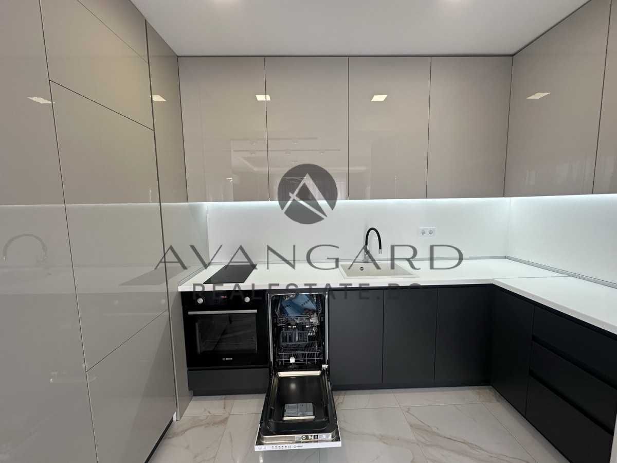 Продава се Двустаен апартамент в Пловдив, Кючук Париж - 72 кв.м за 1917 €/кв.м - Снимка #4