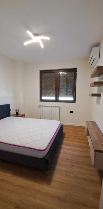 Дава се под наем Двустаен апартамент в Пловдив, Младежки Хълм - 60 кв.м за 300 € - Снимка #3