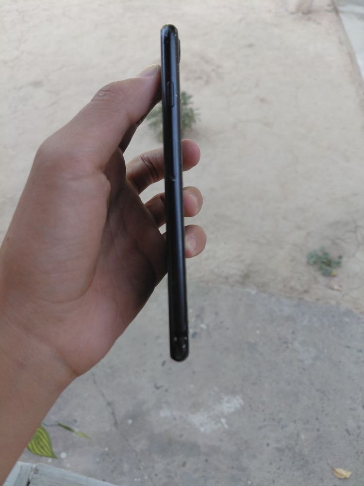 Iphone se 2020 sotiladi
