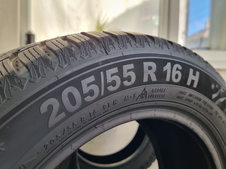 "Dot 22-23" 205/55/16 Semperit 4Броя: 300лв 6.5мм