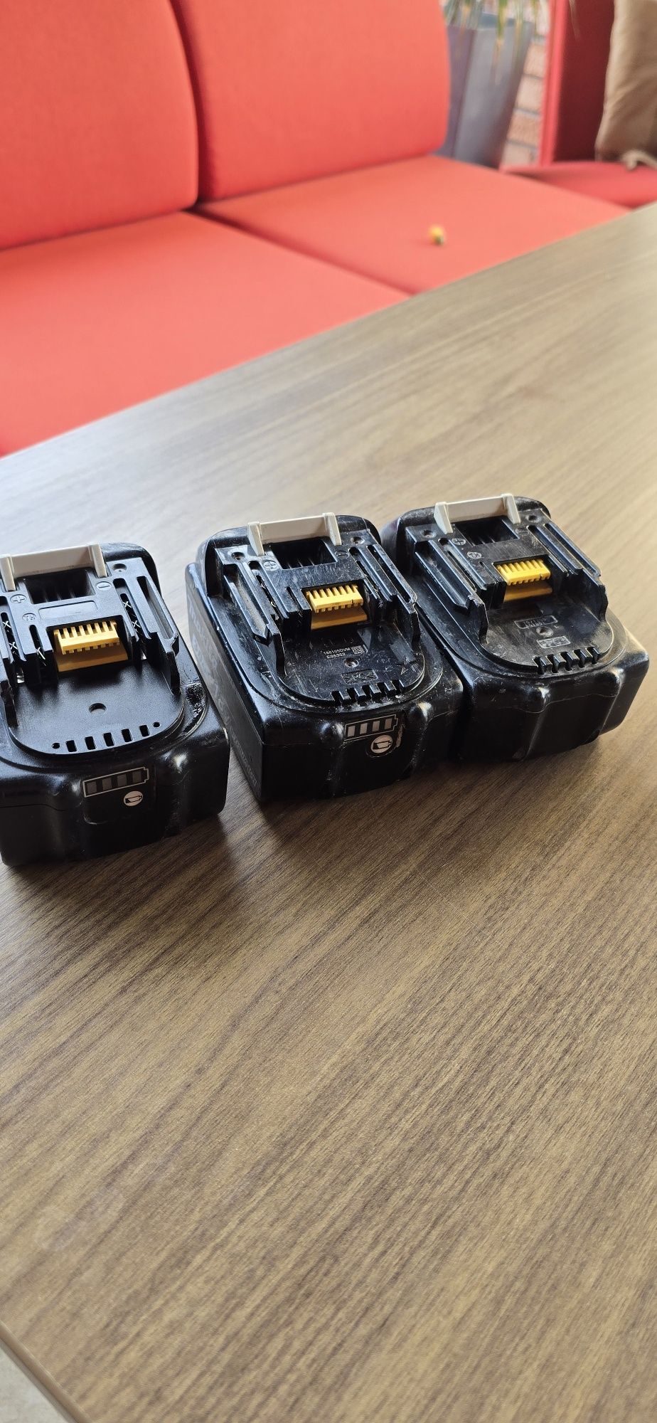 Acumulatori Makita 18v defecti