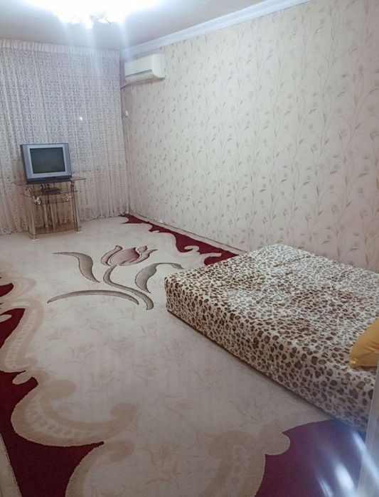 Ijaraga kvartira beriladi Mikrayon bozorcha olda 2 xona 4 etaj