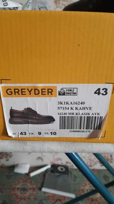 Кожанные туфли новые на 43р