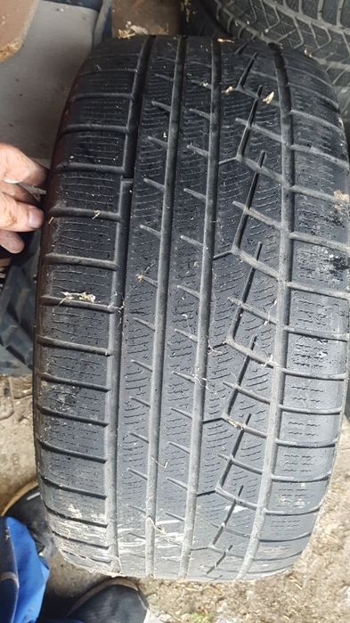 Гуми Yokohama 255/40/19