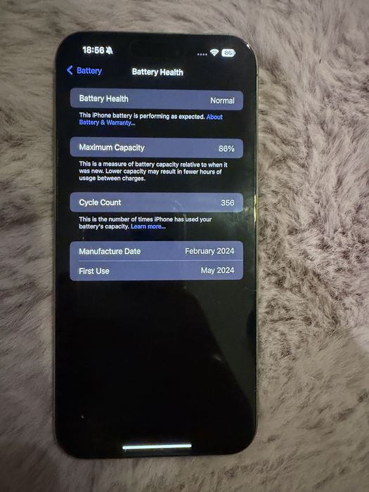 iPhone 15 Pro Max 256GB – Impecabil, ca nou + husă Pitaka cadou
