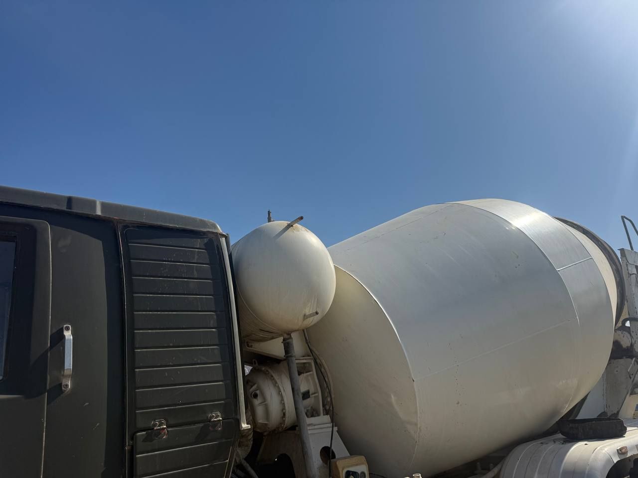 Kamaz Mikser 10 kubli