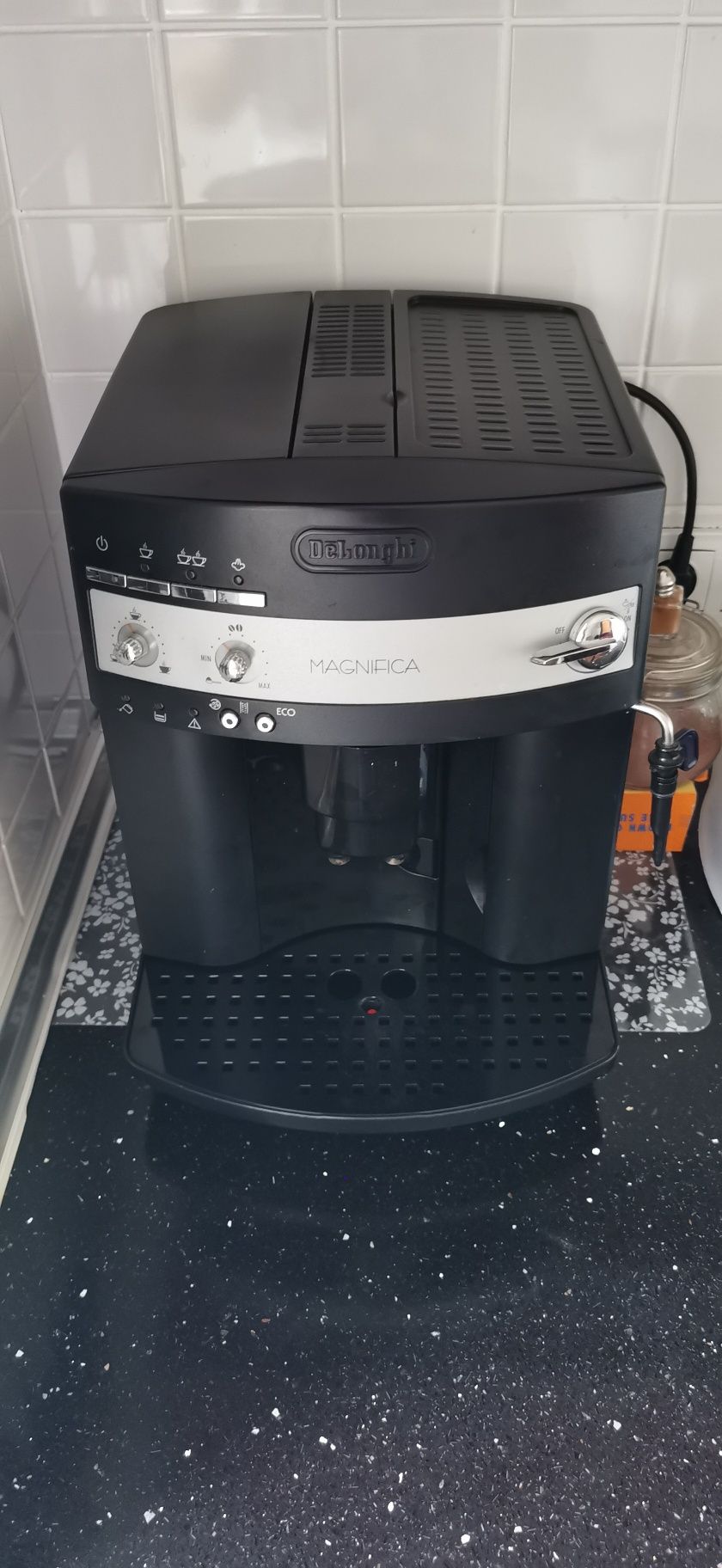 Кафемашина робот Delonghi Magnifica