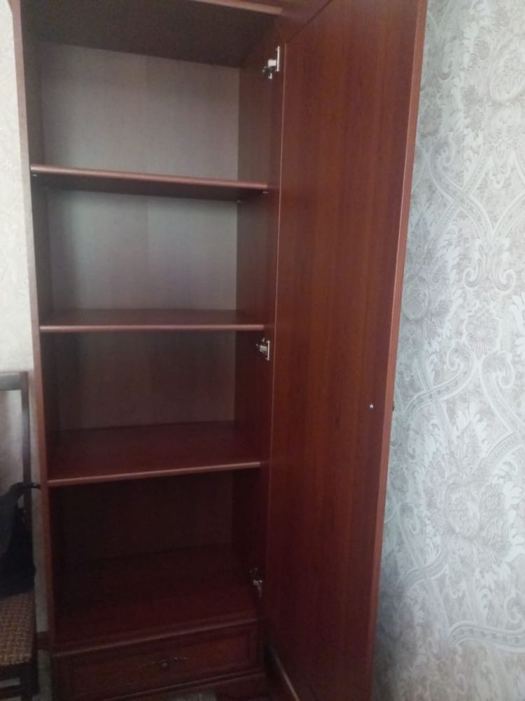 Срочно и дешево продается шкаф