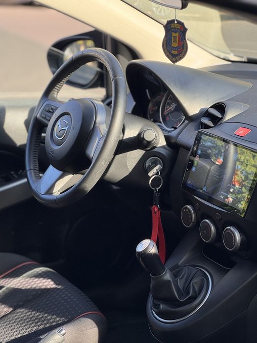 Vand mazda 2 1.3 benzina euro 5