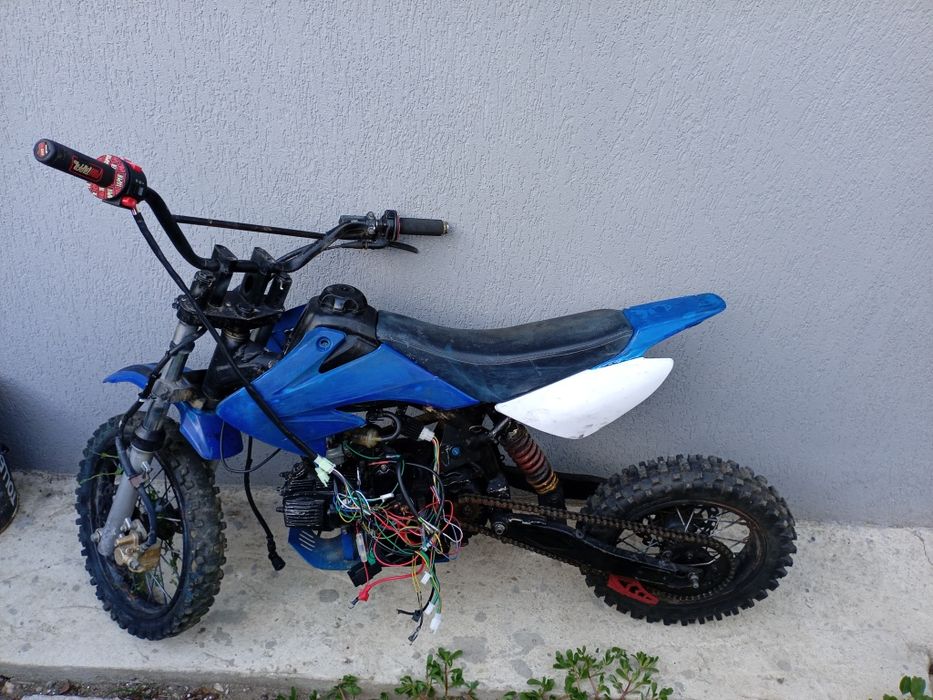 Motor pentru cross