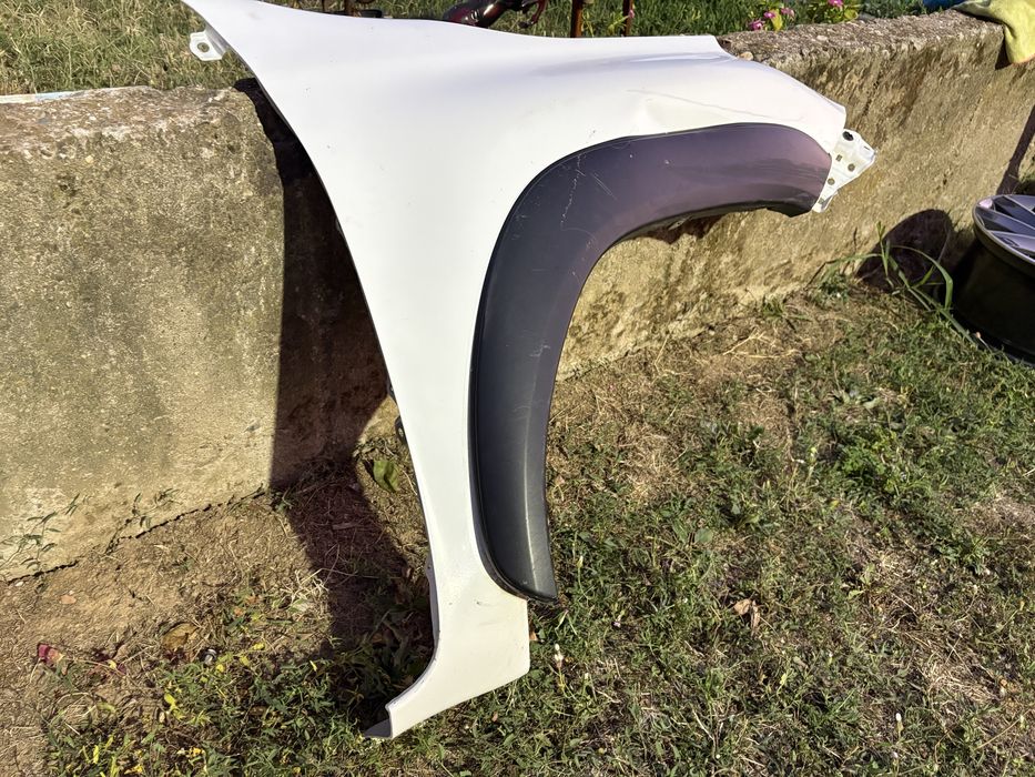 2 броя - Десен калник за Тойота Хайлукс/ Toyota Hilux 2016