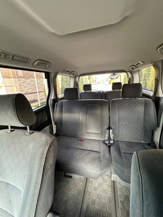 Toyota Alphard 2005 2.4