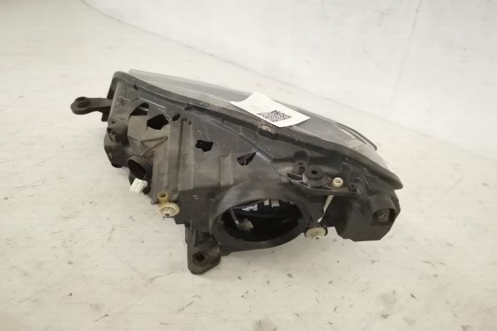 Фар Дясно Оригинален Ксенон Адаптивен Повреден Шкода Суперб 3 / Skoda