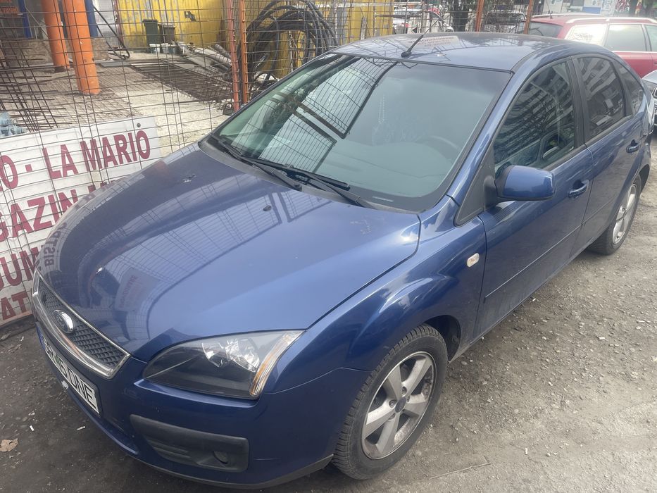 Ford focus 1.8 benzina