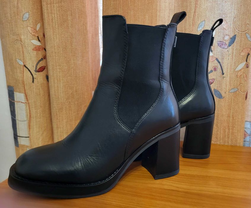 Нови Дамски кожени боти Lasocki